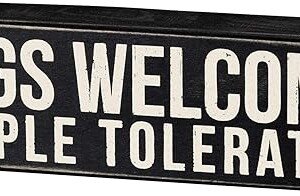 Kathy’s Rustic Dog Sign: Dogs Welcome