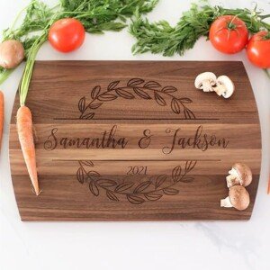 Personalized Wooden Cutting Board – Perfect Gift!