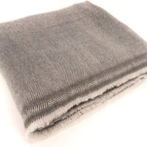 Soft Cashmere Throw Blanket – Made in Nepal